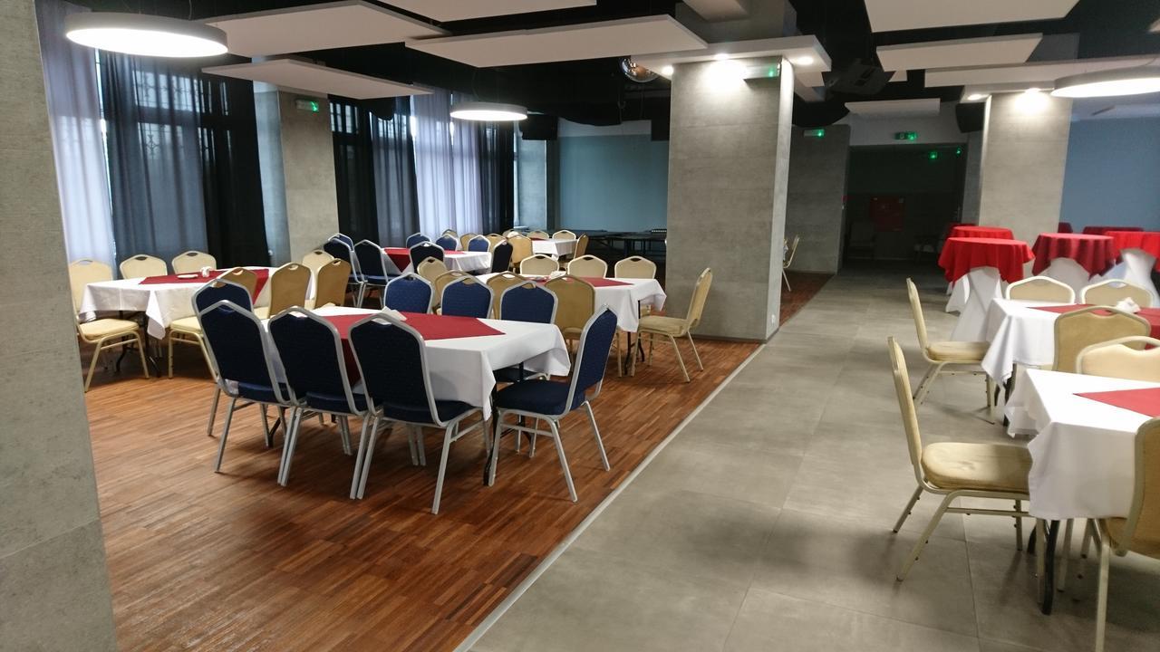 Apartamenty Sportowe Awf Катовіце Екстер'єр фото